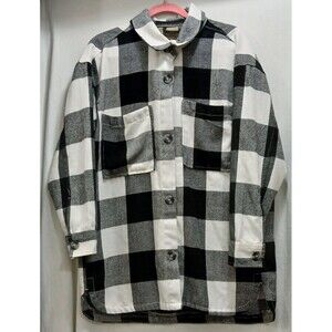 Serra Women's Flannel Plaid Shacket Button Up Black White Size Medium Cozy Note